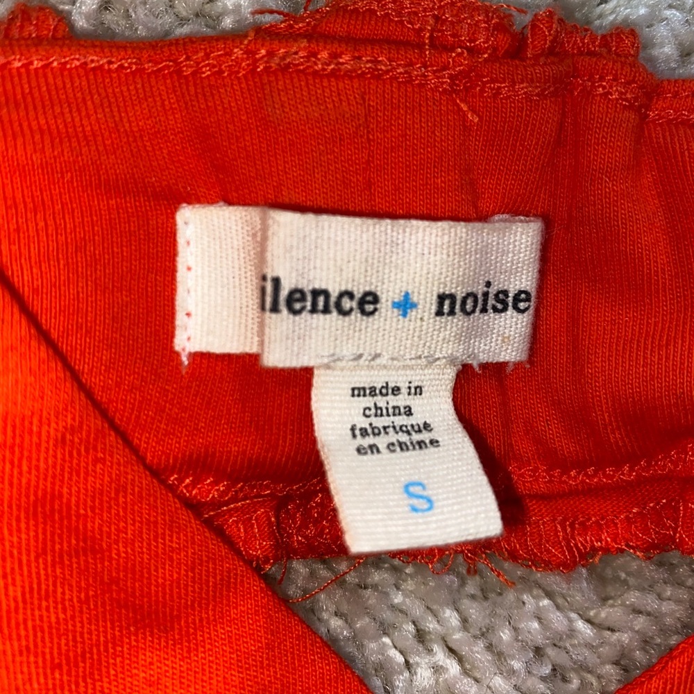 Silence And Noise Red Summer Rouched Top - image 3